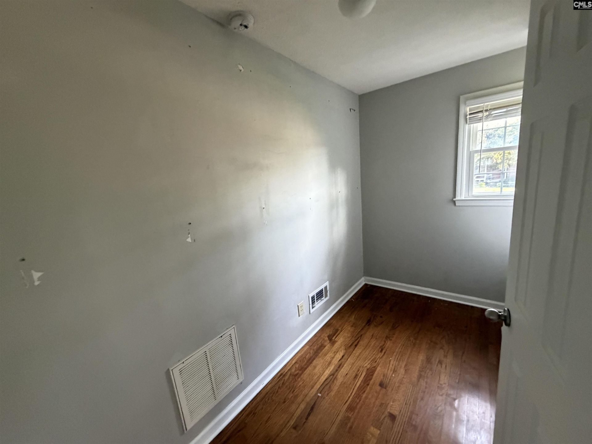 74 Newport Drive  Photo 21