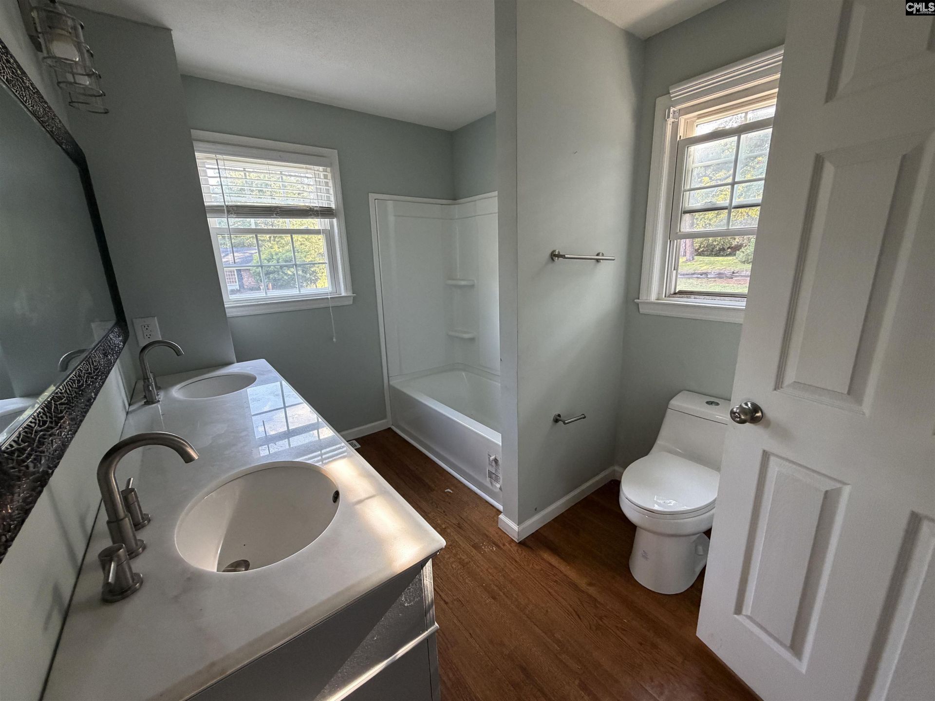 74 Newport Drive  Photo 22