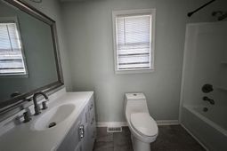 74 Newport Drive  photo 4