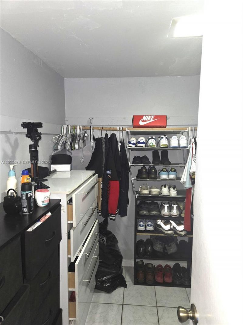 5050 NW 7th St , Unit 709, Miami, FL 33126 Photo