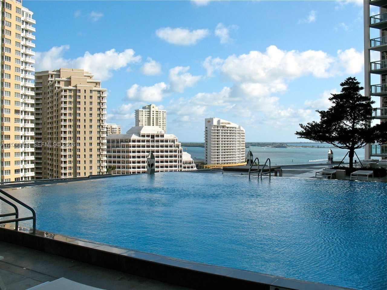 465 Brickell Ave , Unit 617, Miami, FL 33131 Photo