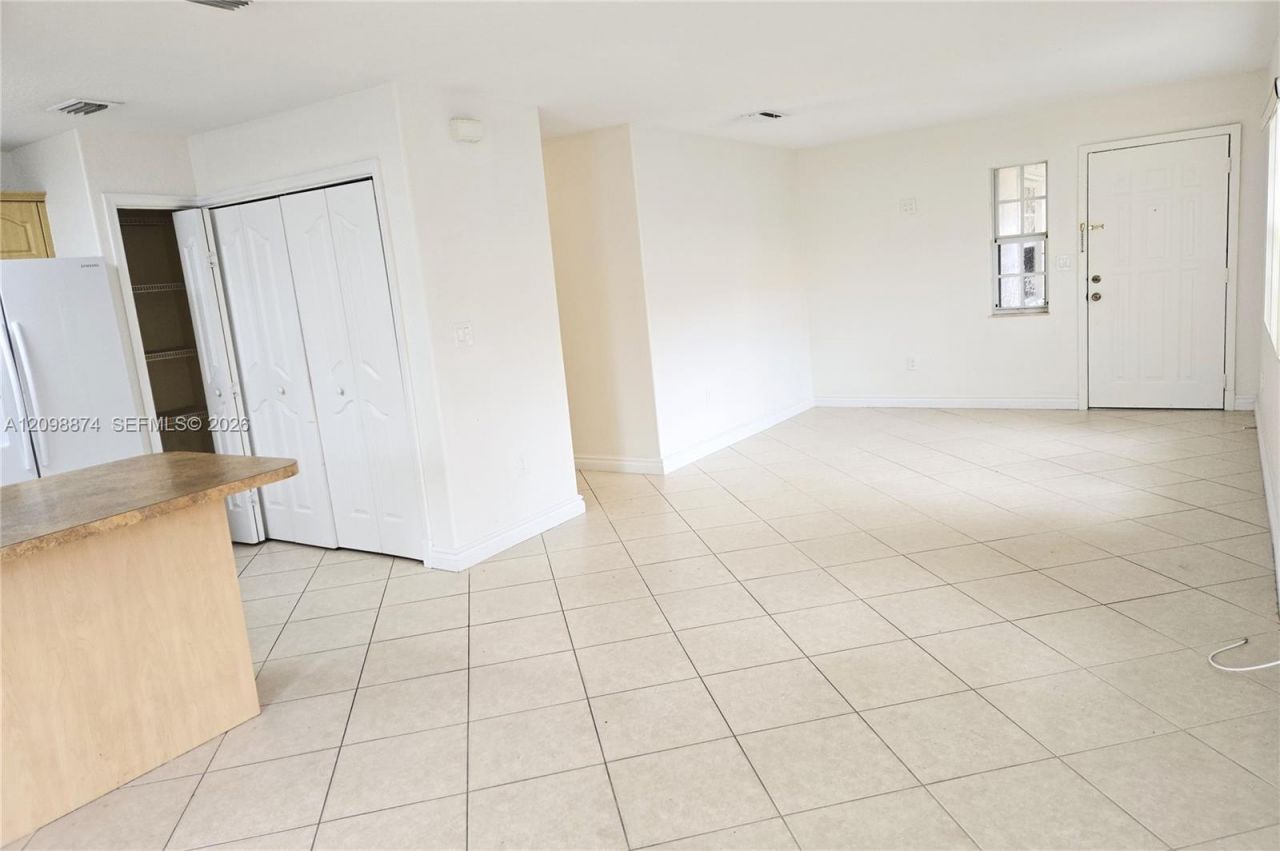 2652 SW 31st Ct , Unit 2652, Miami, FL 33133 Photo