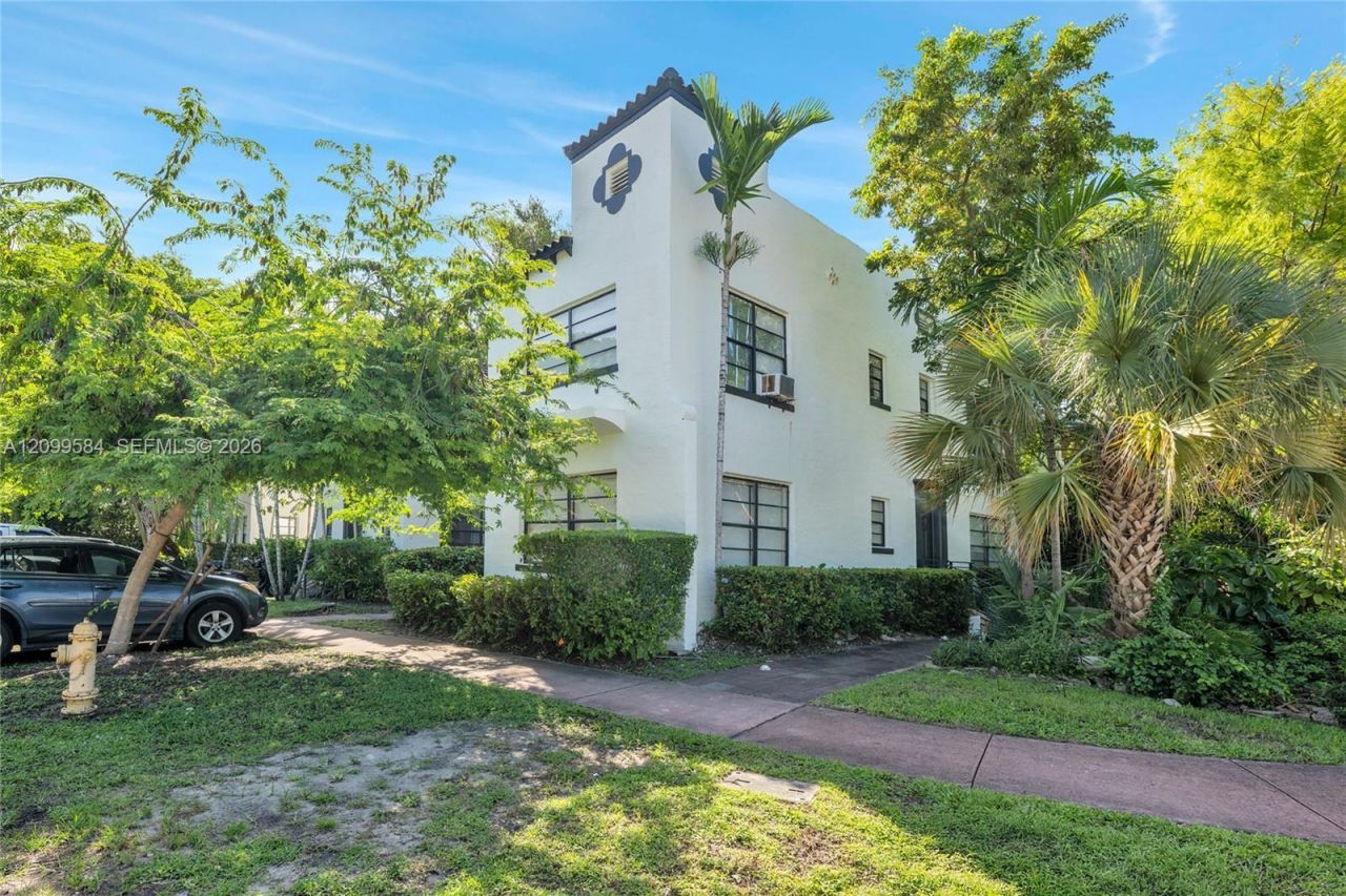 670 W 46th St , Unit 7, Miami Beach, FL 33140 Photo