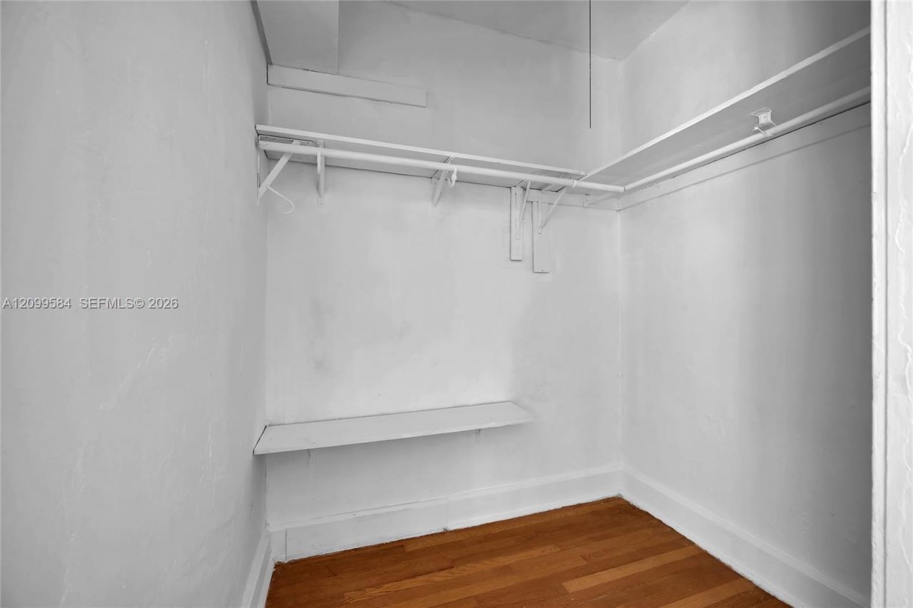 670 W 46th St , Unit 7, Miami Beach, FL 33140 Photo