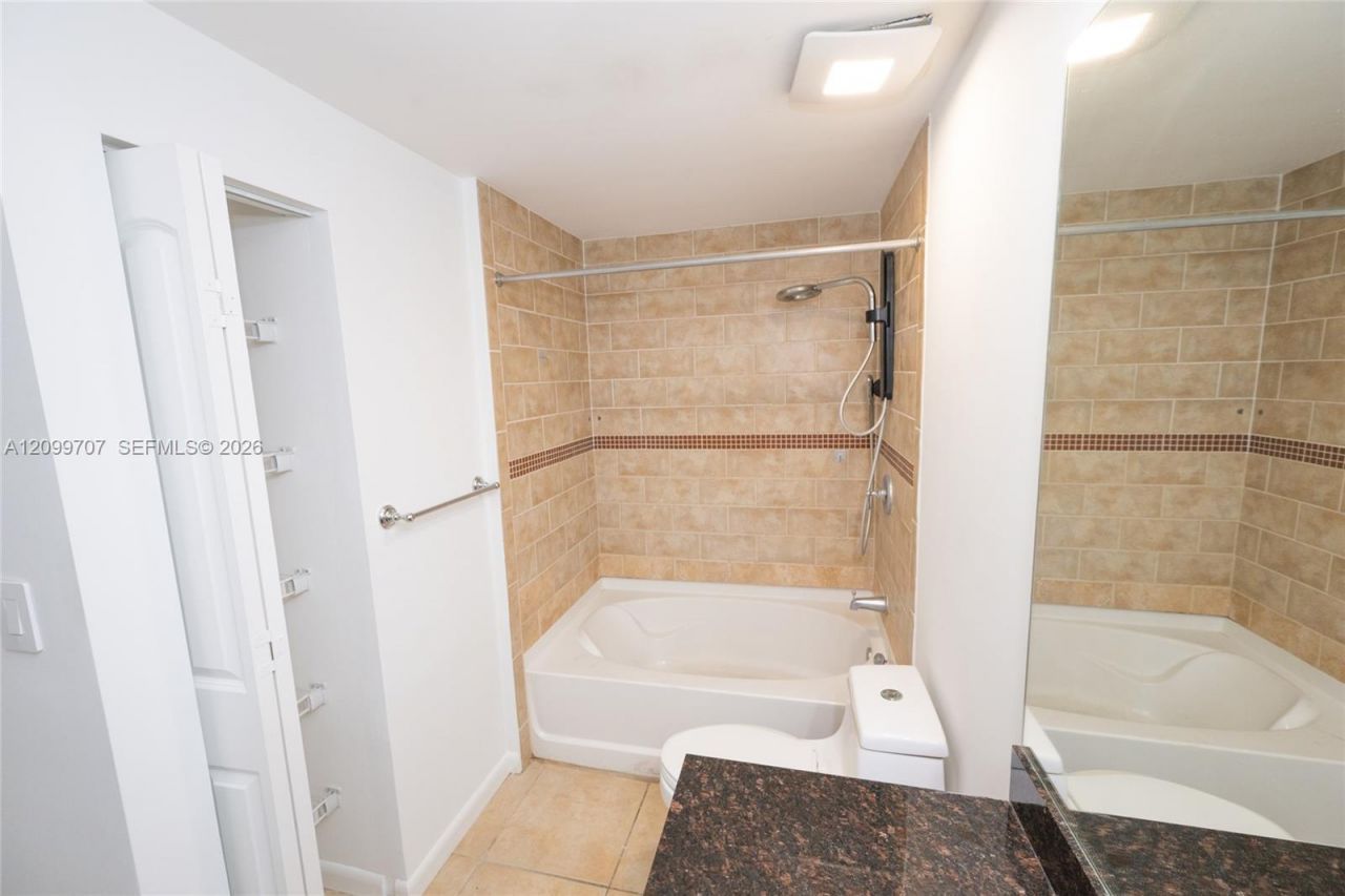 7350 SW 89th St , Unit 817S, Miami, FL 33156 Photo