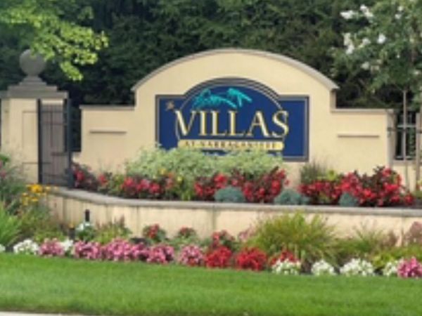 115 Narragansett Villas Drive, Lindenhurst, NY 11757