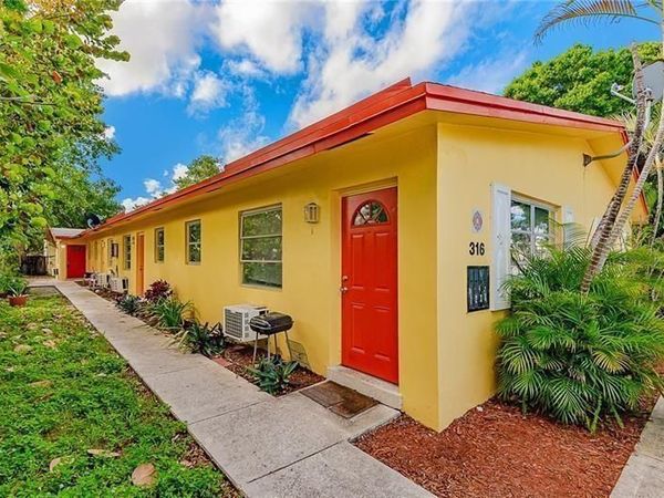 316 SW 15TH Street, Unit 3, Fort Lauderdale, FL 33315