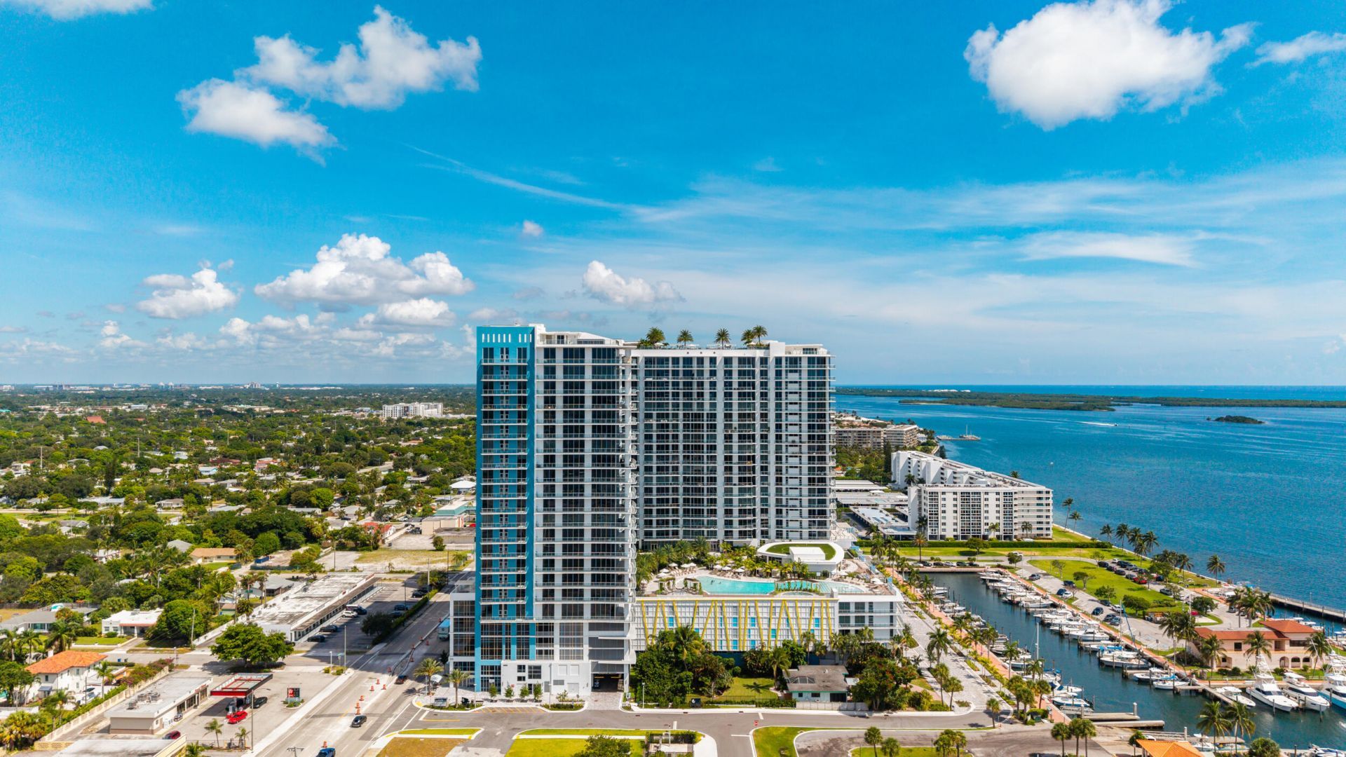 220 Lake Shore Drive, Unit 612, West Palm Beach, FL 33403 Photo