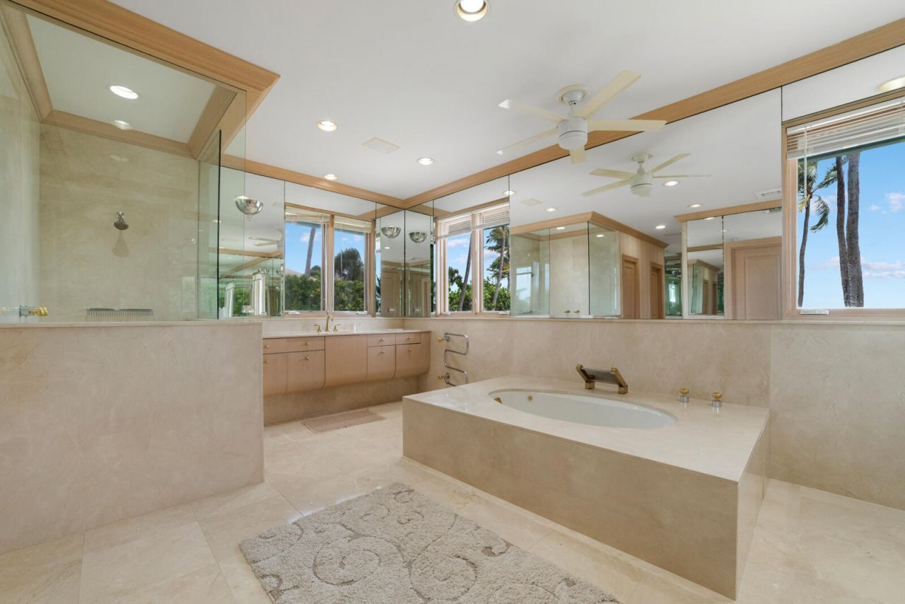 2999 N Ocean Boulevard, Gulf Stream, FL 33483 Photo