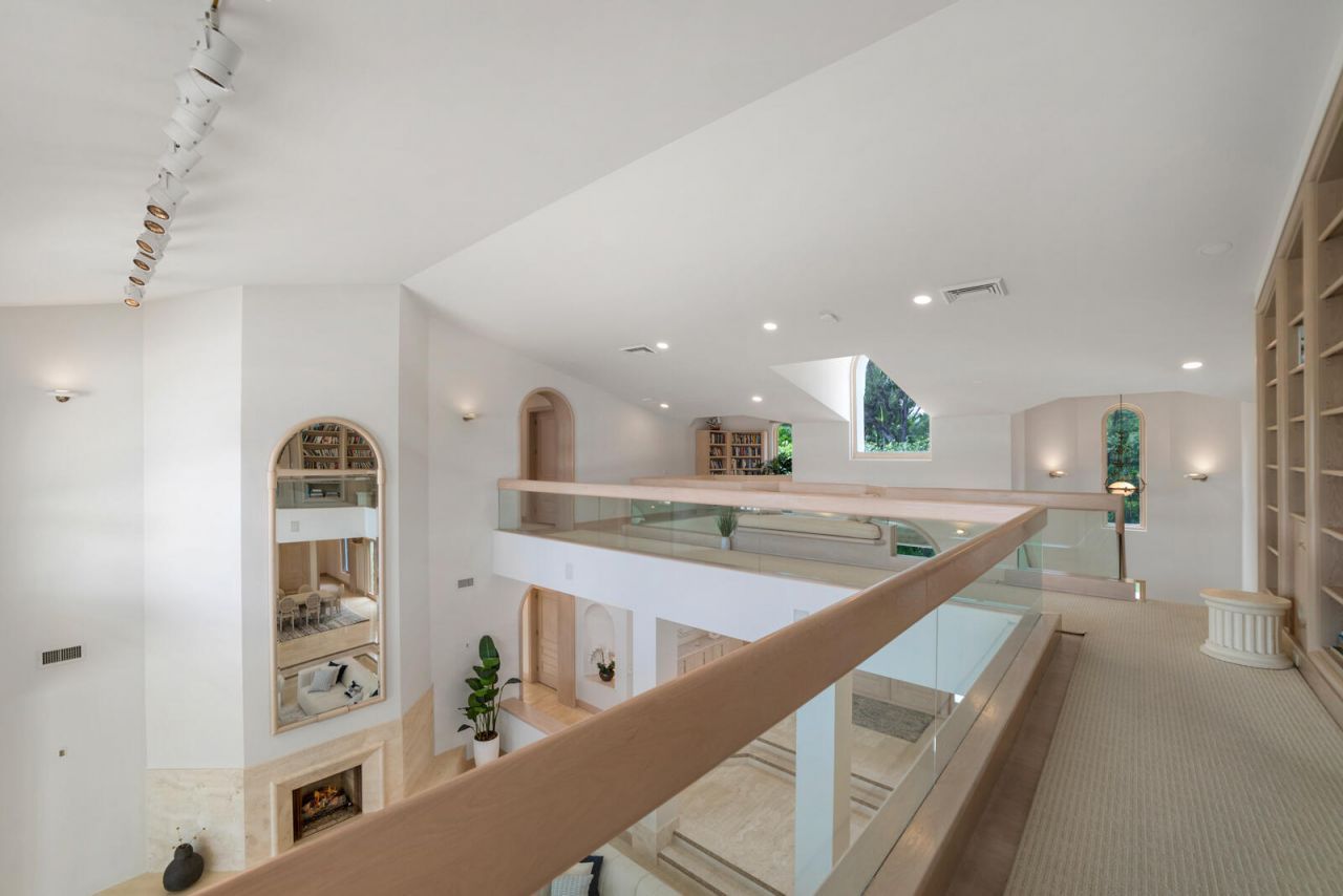 2999 N Ocean Boulevard, Gulf Stream, FL 33483 Photo