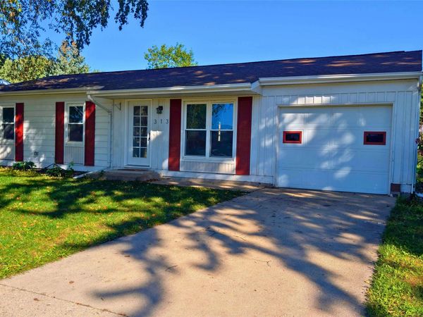 313 9th Street SW, Spencer, IA 51301