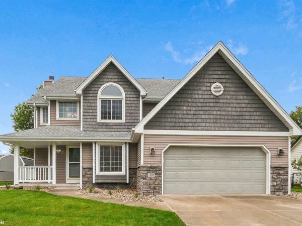 508 3Rd Avenue NW, Altoona, IA 50009