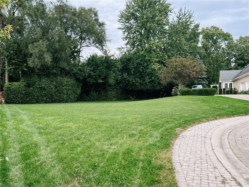 5725 Stone Lake Drive, Centerville, OH 45459 Photo 2