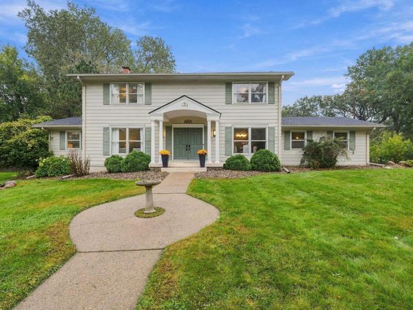 486 Rimrock Drive, Apple Valley, MN 55124