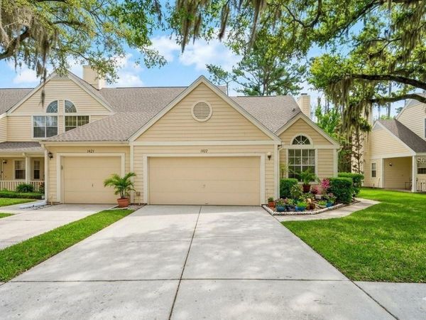 3612 PINE KNOT DRIVE , VALRICO, FL 33596