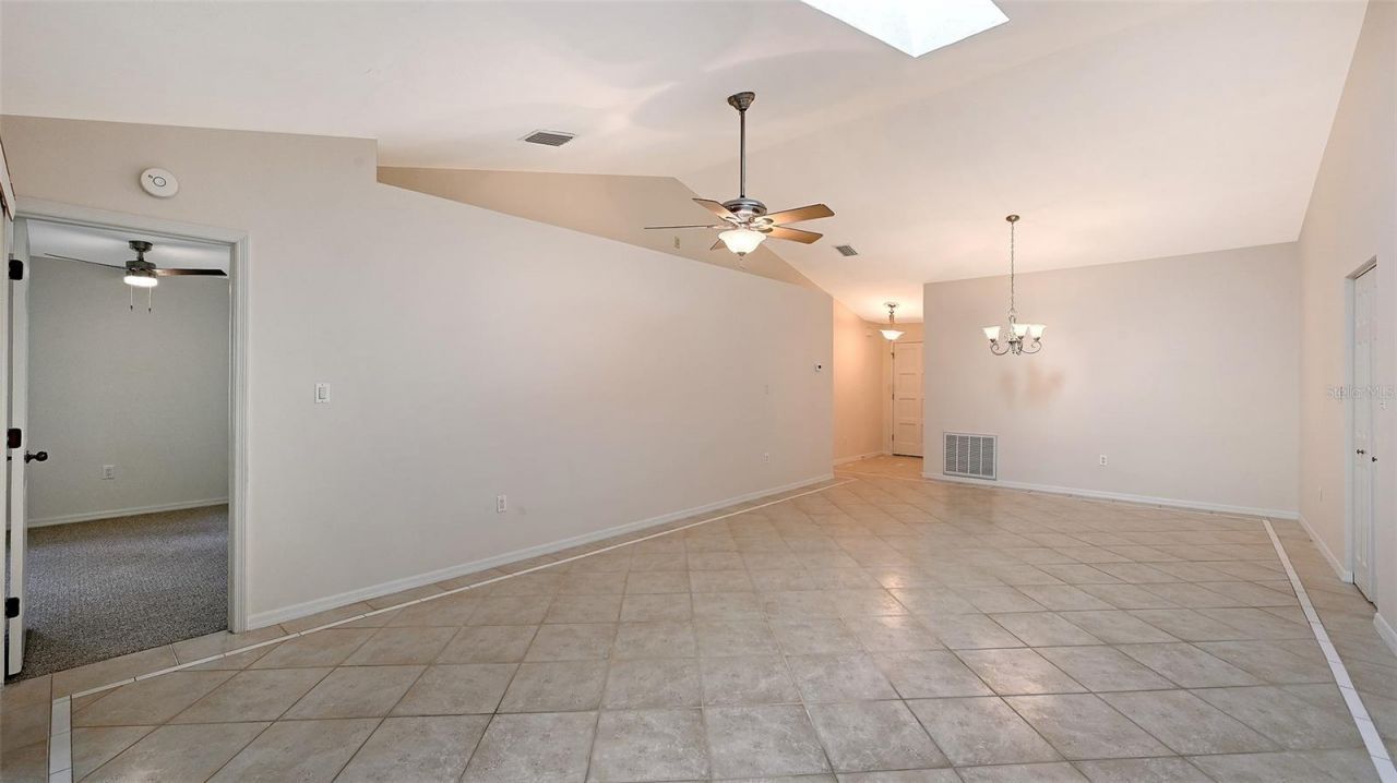 4799 Oak Forest Drive W, Unit 43, Sarasota, FL 34231 Photo