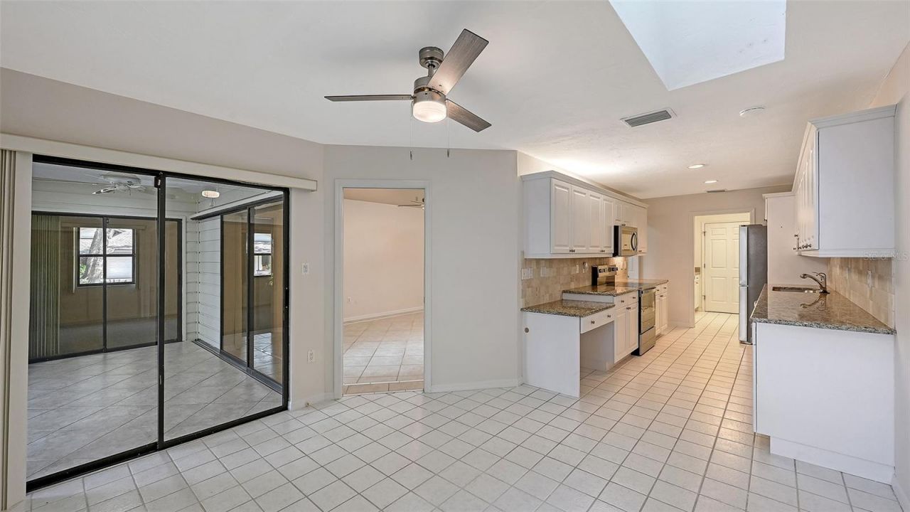 4799 Oak Forest Drive W, Unit 43, Sarasota, FL 34231 Photo