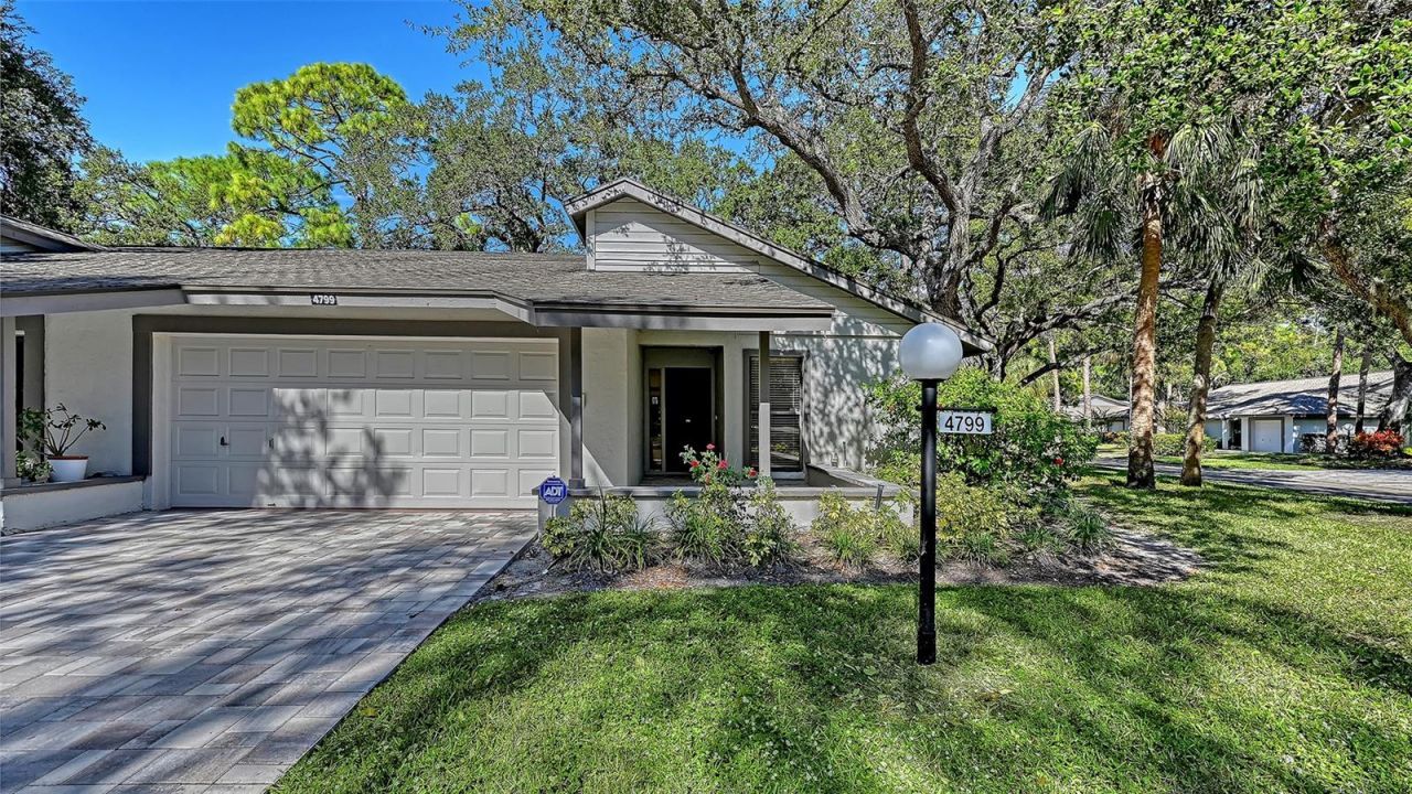 4799 Oak Forest Drive W, Unit 43, Sarasota, FL 34231 Photo