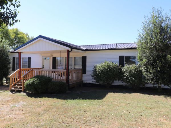 1285 Carey Rd , Hartsville, TN 37074