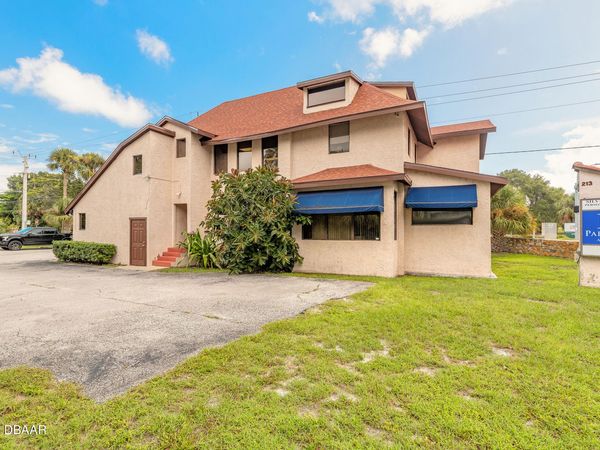 213 Silver Beach Avenue, Daytona Beach, FL 32118