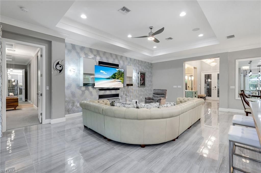 28560 Twain Dr, Bonita Springs, FL 34135 Photo