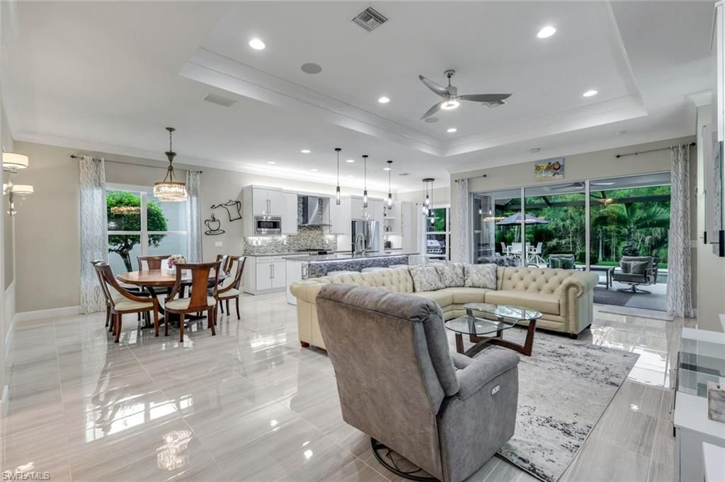 28560 Twain Dr, Bonita Springs, FL 34135 Photo