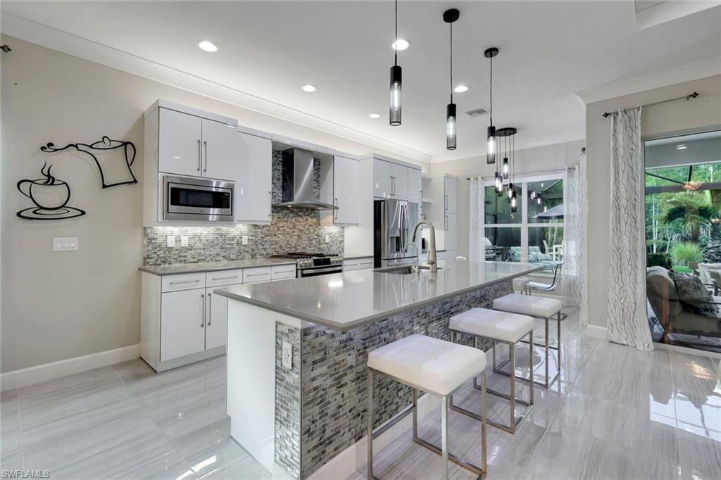 28560 Twain Dr, Bonita Springs, FL 34135 Photo