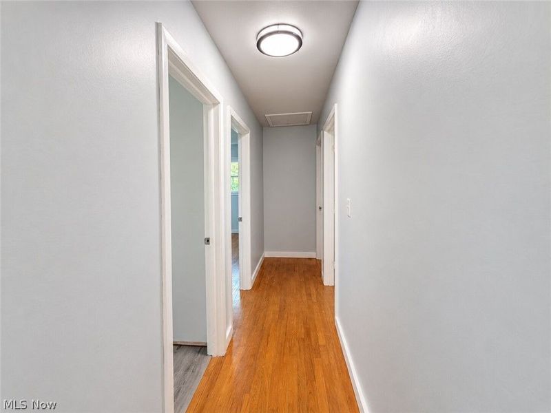 3086 Solar Drive NW, Warren, OH 44485 Photo 8