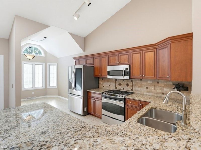 2549 River Downs, Stow, OH 44224 Photo 15