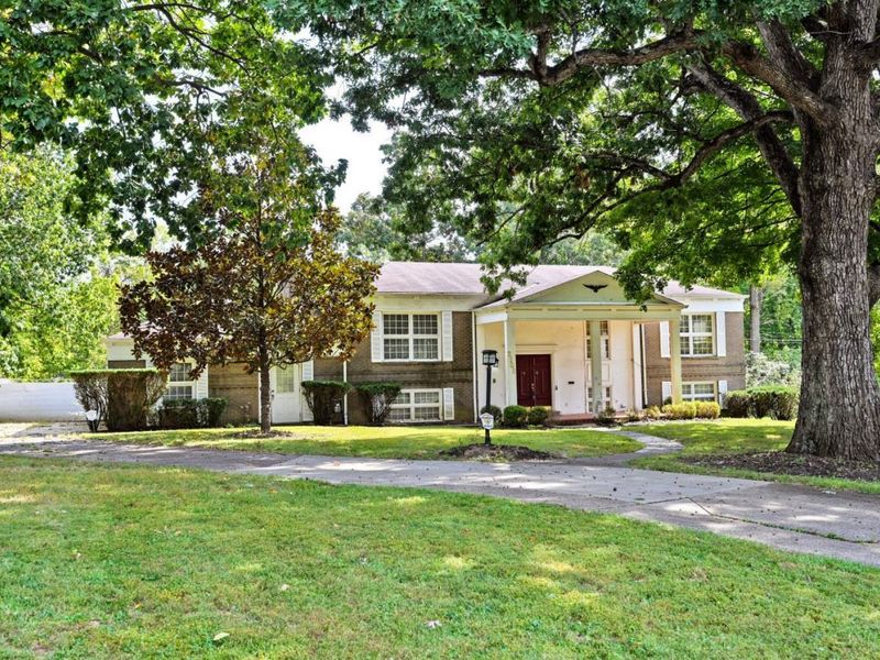 2505 Twigwood Lane, Amberley, OH 45237 Photo 3