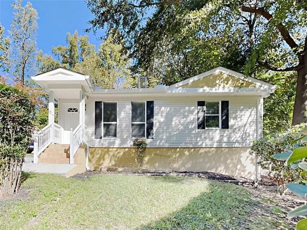 5779 Hillside Drive , Atlanta, GA 30340