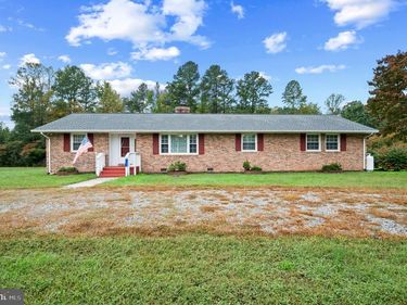 17450 MILL RUN LANE, BOWLING GREEN, VA 22427