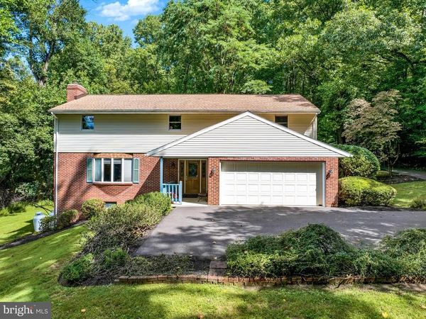 2010 GROSS ROAD, POTTSTOWN, PA 19464