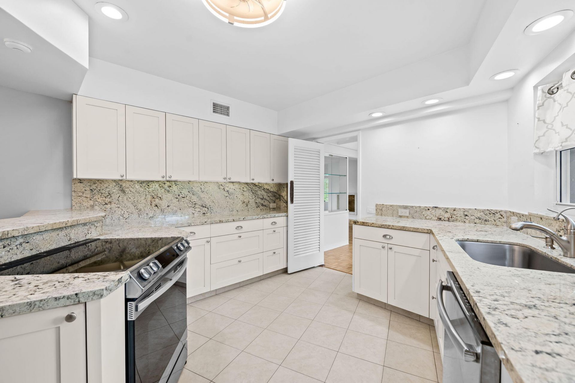 1705 NE 26th Avenue, Fort Lauderdale, FL 33305 Photo