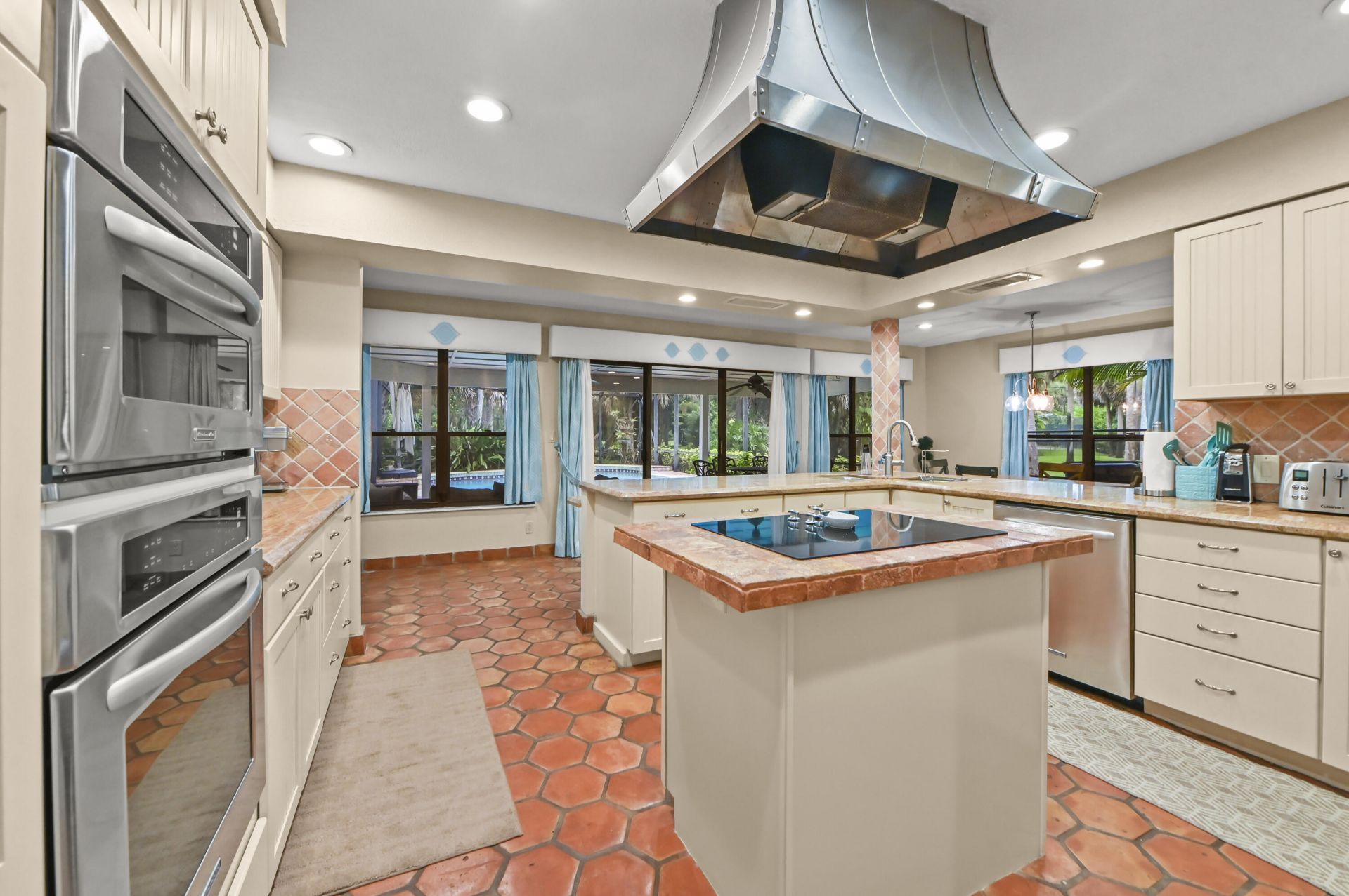 13885 Greentree Trail, Wellington, FL 33414 Photo
