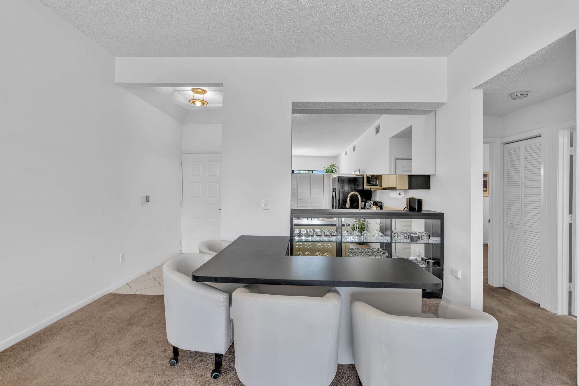 7508 La Paz Boulevard, Unit 204, Boca Raton, FL 33433 Photo