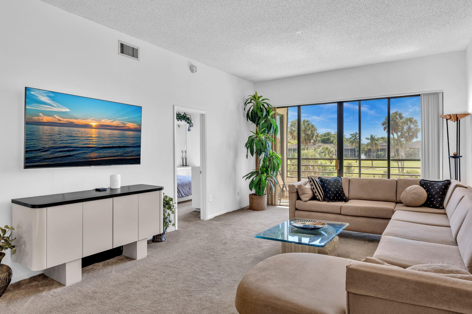 7508 La Paz Boulevard, Unit 204, Boca Raton, FL 33433 Photo