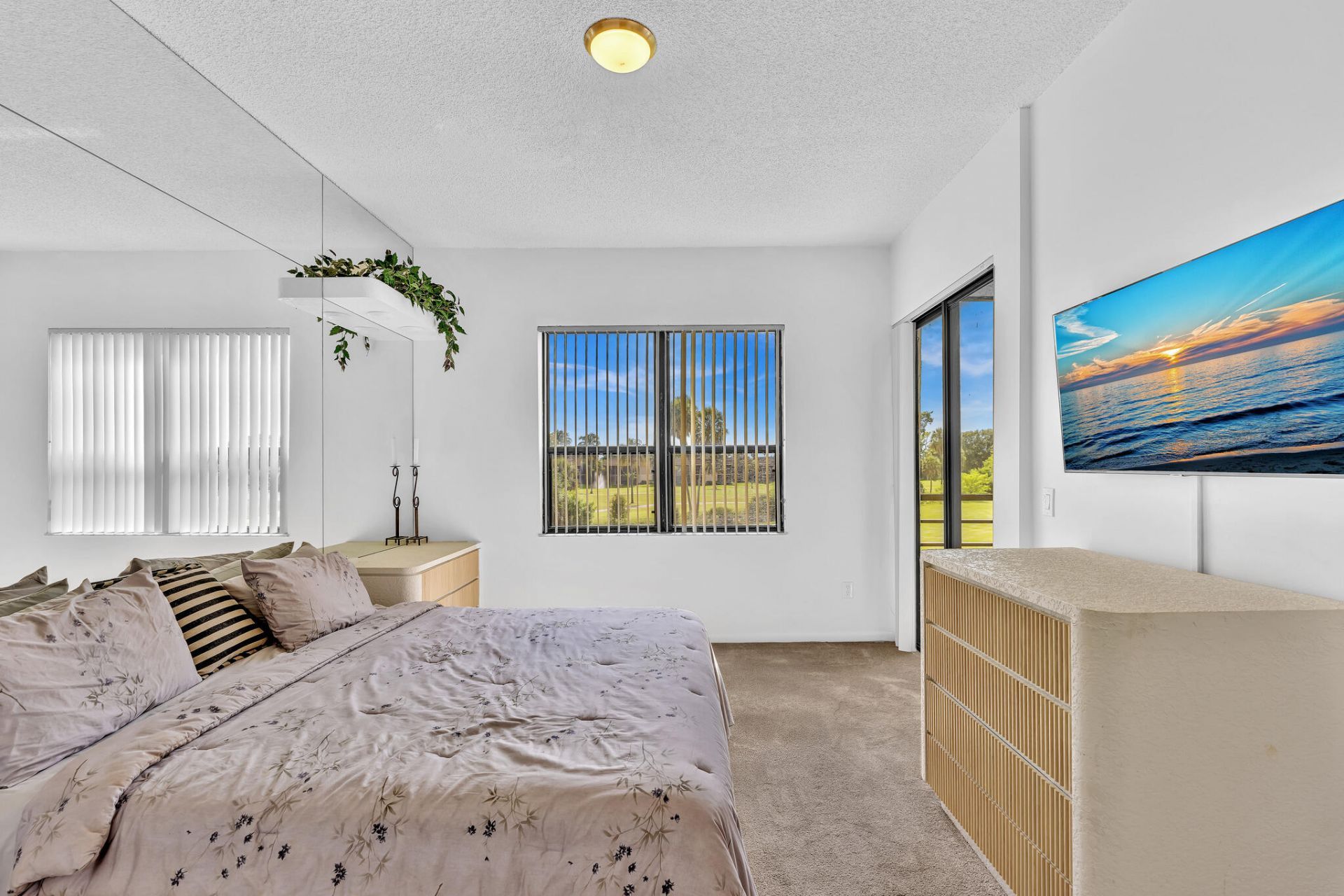7508 La Paz Boulevard, Unit 204, Boca Raton, FL 33433 Photo