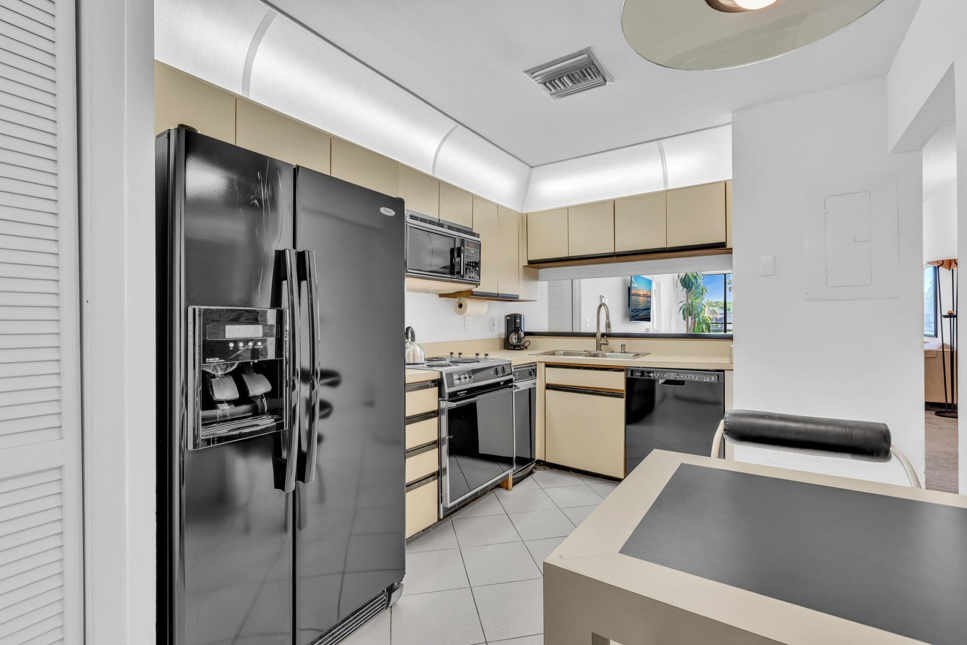 7508 La Paz Boulevard, Unit 204, Boca Raton, FL 33433 Photo