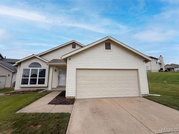 14417 Cape Charles Court , Florissant, MO 63034