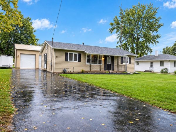 310 Water Street, Earlville, IL 60518