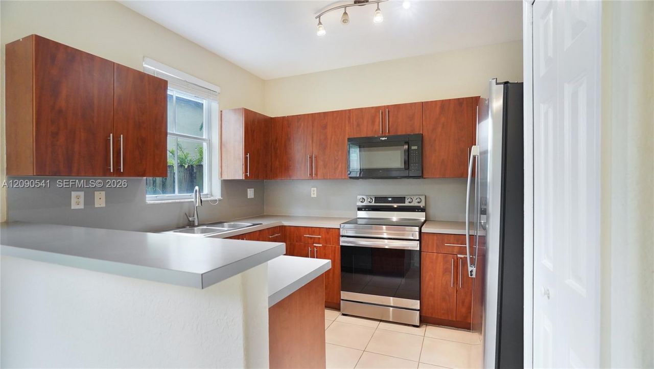 1485 SE 25th Ter, Homestead, FL 33035 Photo