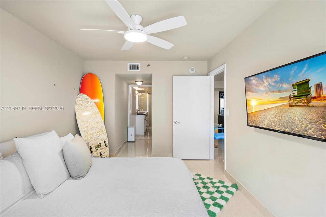 8911 Collins Ave , Unit 904, Surfside, FL 33154 Photo