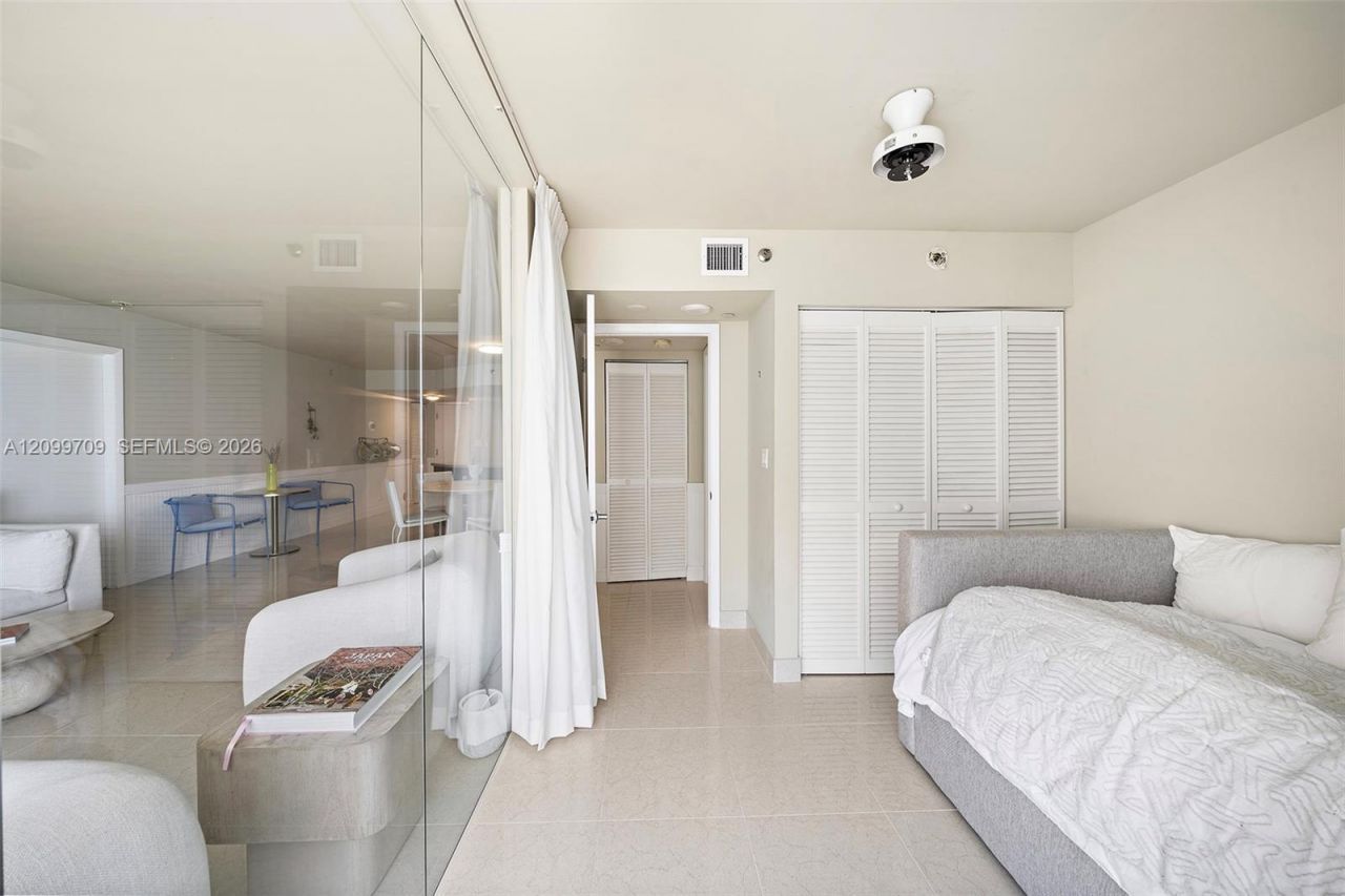 8911 Collins Ave , Unit 904, Surfside, FL 33154 Photo