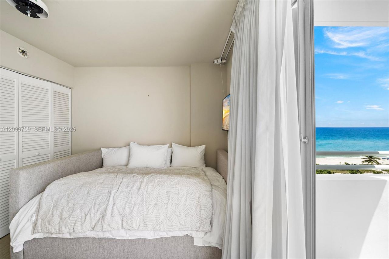 8911 Collins Ave , Unit 904, Surfside, FL 33154 Photo