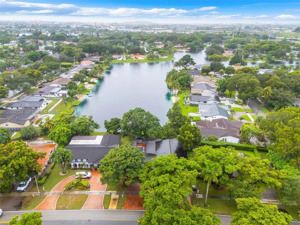 7200 S Miami Lakeway S, Miami Lakes, FL 33014 Photo