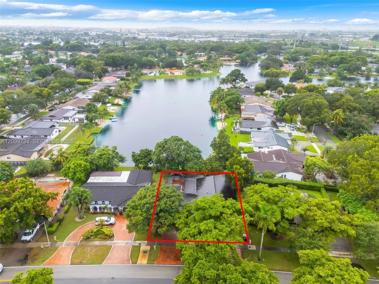 7200 S Miami Lakeway S, Miami Lakes, FL 33014 Photo