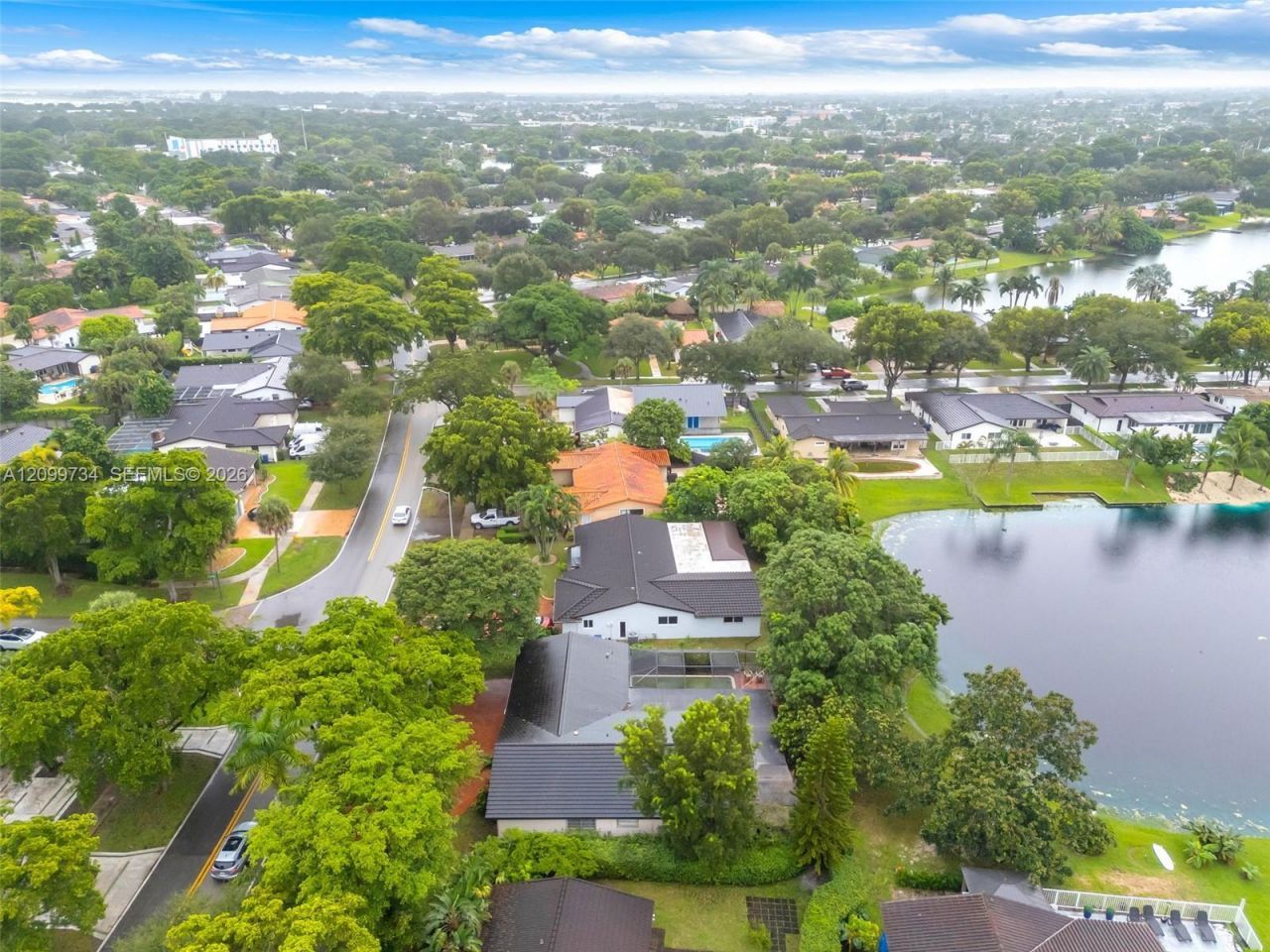 7200 S Miami Lakeway S, Miami Lakes, FL 33014 Photo