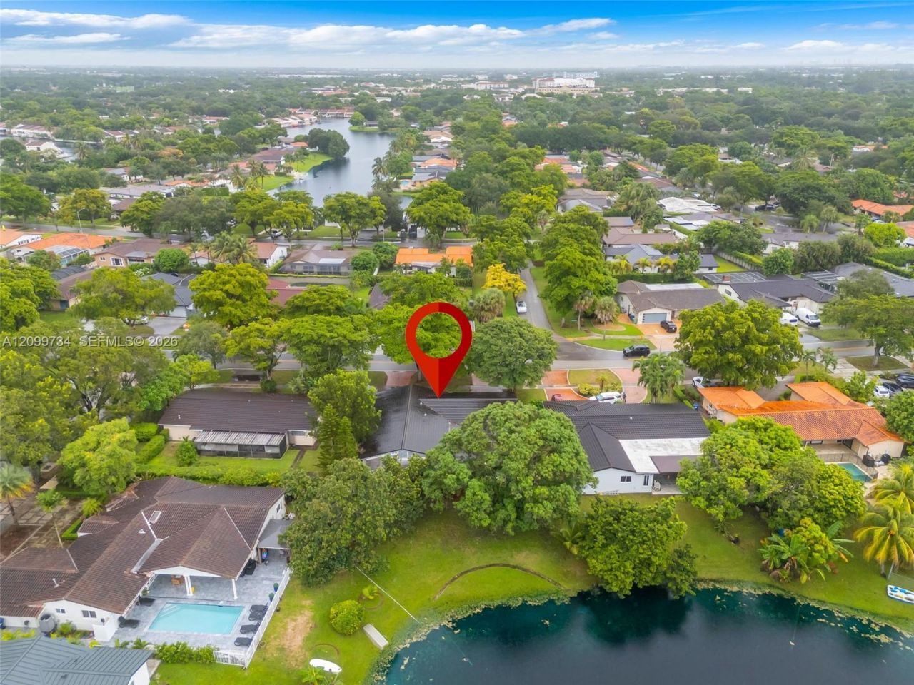 7200 S Miami Lakeway S, Miami Lakes, FL 33014 Photo