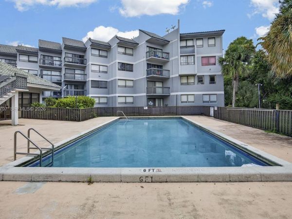 1750 N Congress Ave , Unit 401, West Palm Beach, FL 33401